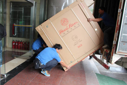 都兰钢琴贵重工艺品无忧运